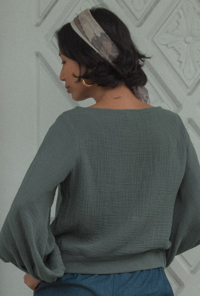 Bubble Sleeve Top in Moss